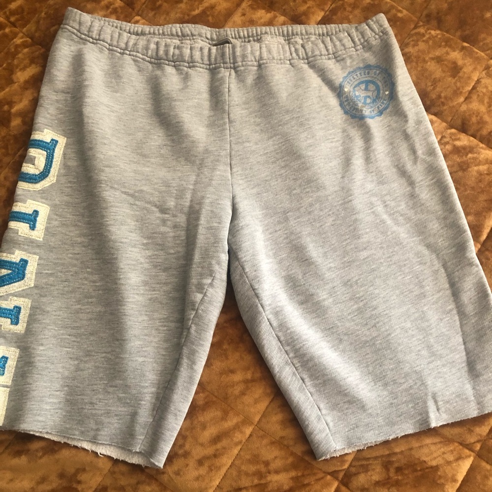 Sweet pant shorts VS